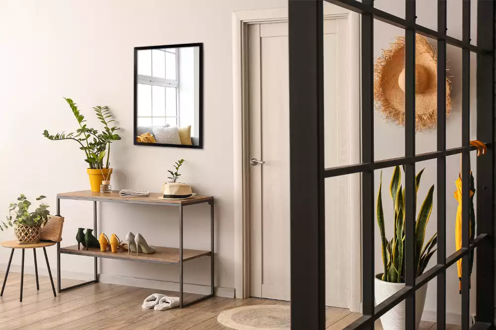 Obdélníkové zrcadlo nástěnné s černým rámem